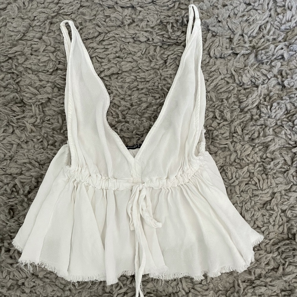 Cute and Dainty White tank!